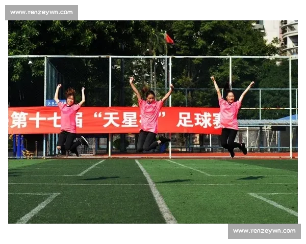 利雅得新月与皇马高层会晤，签名球衣见证跨洲际足球友谊